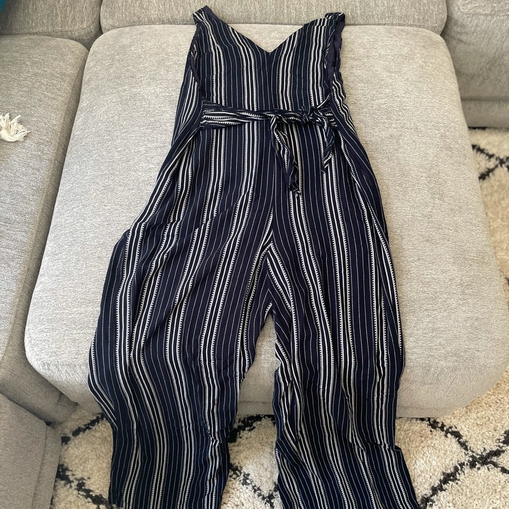 Lush Jumper - Size Small, Navy Blue/White